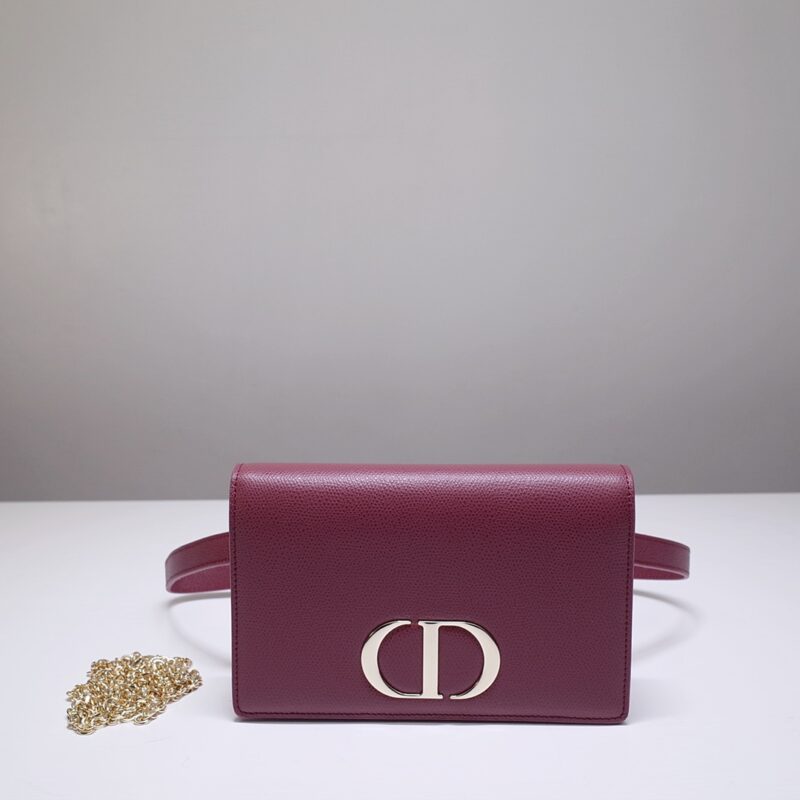Replica Dior 30 Montaigne Pouch Red - Best Fake Designer Bags