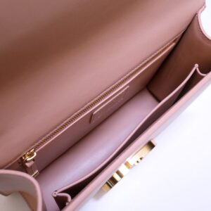 Replica Dior 30 Montaigne Pink - high-quality designer bag clone