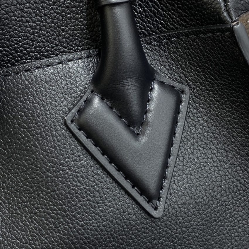 Replica Louis Vuitton On My Side PM Black - premium 1:1 fake handbag model