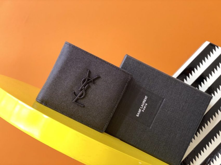 Replica Yves Saint Laurent BiFold Man Wallet - Best Fake Designer Bags