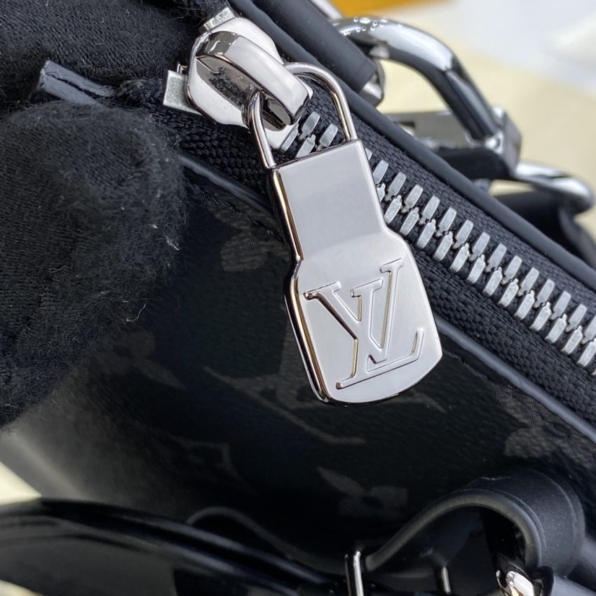 Replica Louis Vuitton Sac Plat Cross - top-tier luxury replica shoulder bag