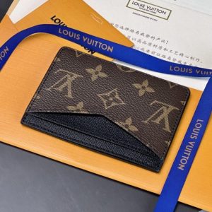 Replica Louis Vuitton Card Holder Brown - realistic designer-inspired fake bag
