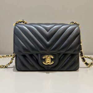 Replica CHANEL Flap V 17cm - Best Fake Designer Bags