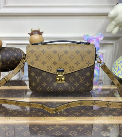 Replica Louis Vuitton Pochette Metis Brown Canvas - Best Fake Designer Bags
