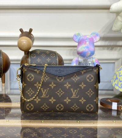 Replica Louis Vuitton Pallas Clutch Black - Best Fake Designer Bags