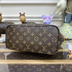 Replica Louis Vuitton Neverfull MM Brown Classic 4 Replica Louis Vuitton Neverfull MM Brown Classic - best quality luxury bag dupe