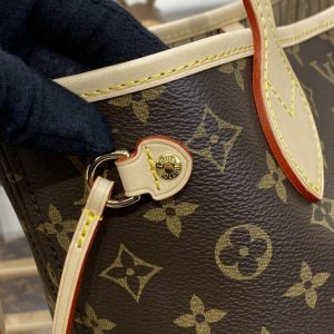 Replica Louis Vuitton Neverfull MM Brown Classic 7 Replica Louis Vuitton Neverfull MM Brown Classic - best-selling designer handbag dupe