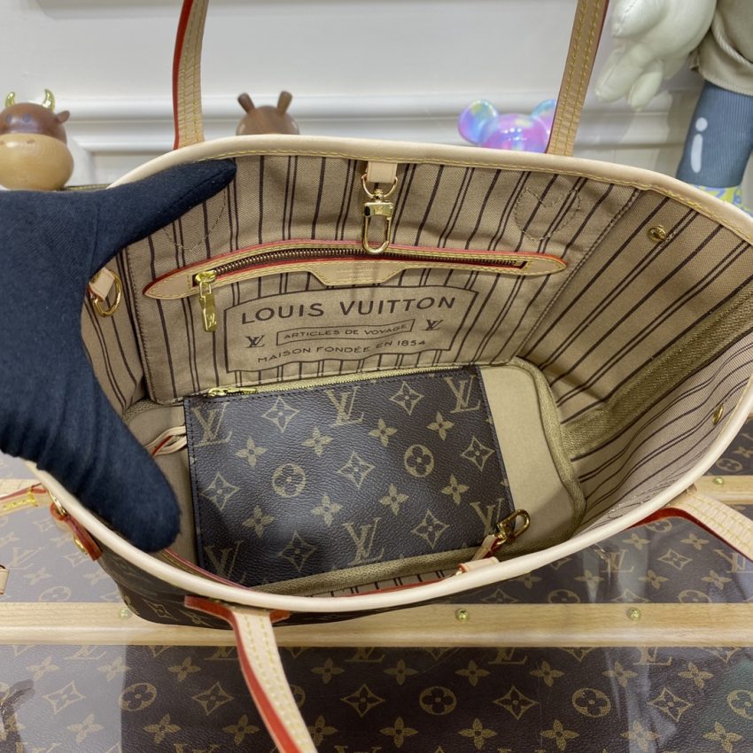 Replica Louis Vuitton Neverfull MM Brown Classic 9 Replica Louis Vuitton Neverfull MM Brown Classic - near-authentic luxury replica handbag