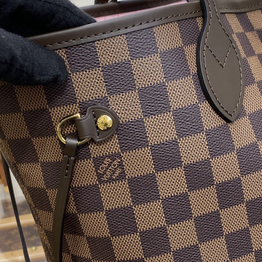 Replica Louis Vuitton Neverfull MM Grid Pink Inside - elite superclone designer purse