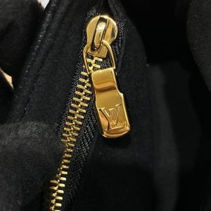 Replica Louis Vuitton Wallet on Chain Ivy Black - elite superclone designer purse