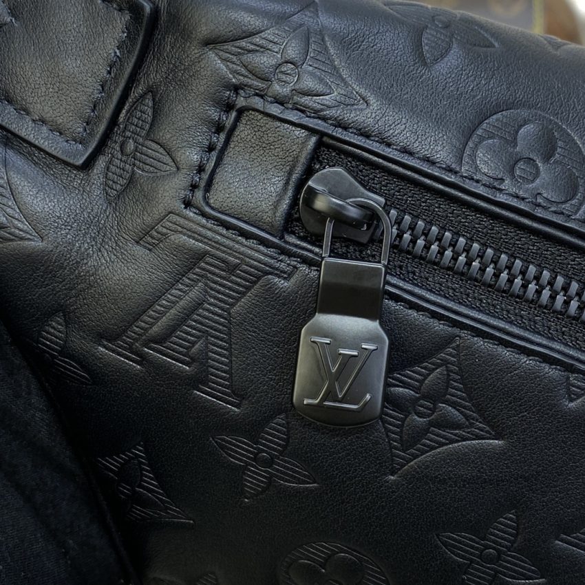 Replica Louis Vuitton Bumbag Discovery Full Black - premium 1:1 fake handbag model