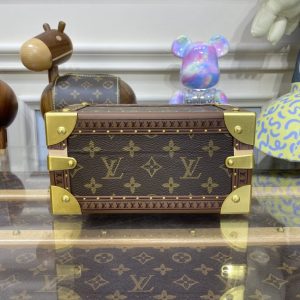 Replica Louis Vuitton Coffret Trésor 24 Red - ultra-realistic fake designer tote