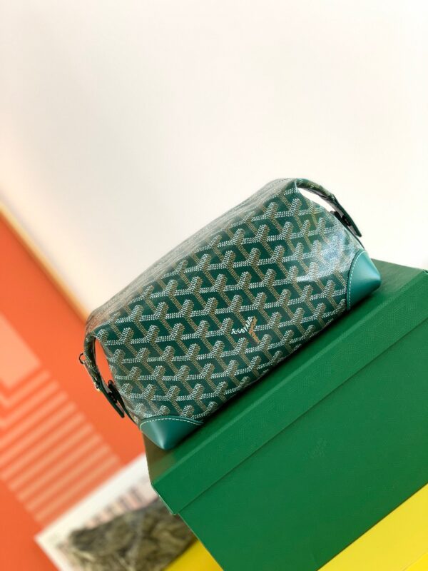Replica Goyard Toiletry Bag Green - Best Fake Designer Bags