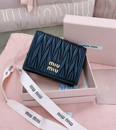 Replica Miu Miu Pocket Wallet Black - Best Fake Designer Bags