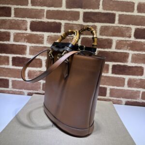 Replica Gucci Diana Medium Tote Bag Brown - near-authentic luxury replica handbag