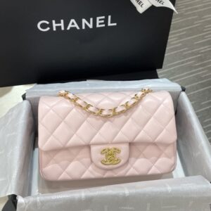 Replica CHANEL Classic Flap 20cm Pink - Best Fake Designer Bags