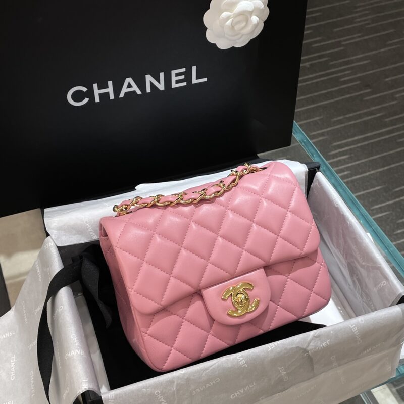 Replica CHANEL Classic Flap 17cm Pink - Best Fake Designer Bags