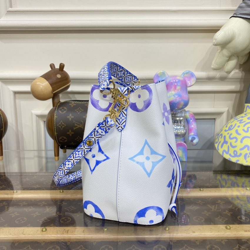 Replica Louis Vuitton NeoNoe BB White-Blue 4 Replica Louis Vuitton NeoNoe BB White-Blue - ultra-realistic fake designer tote
