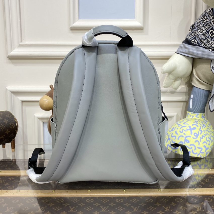Replica Louis Vuitton Discovery Backpack White - near-authentic luxury replica handbag