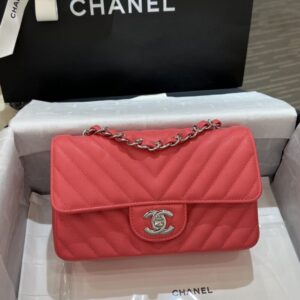 Replica CHANEL Classic Flap V 20cm Red - Best Fake Designer Bags