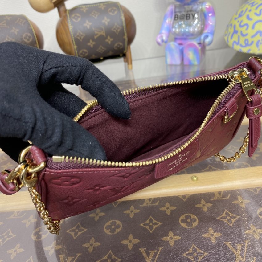 Replica Louis Vuitton Easy Pouch Bordeuax - best-selling designer handbag dupe