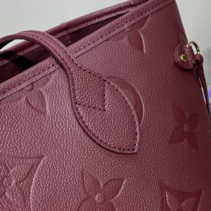 Replica Louis Vuitton Neverfull MM Bordeaux 6 Replica Louis Vuitton Neverfull MM Bordeaux - near-authentic luxury replica handbag