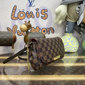 Replica Louis Vuitton Favorite Brown Grid 8 Replica Louis Vuitton Favorite Brown Grid - high-end fake designer purse