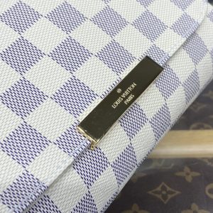 Replica Louis Vuitton Favorite White Grid 7 Replica Louis Vuitton Favorite White Grid - high-accuracy replica luxury purse