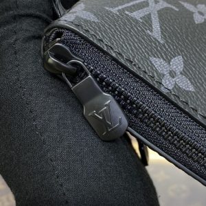 Replica Louis Vuitton Takeoff Pouch - authentic-look luxury purse replica