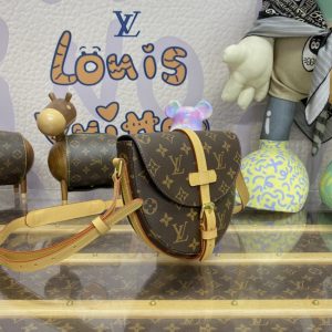 Replica Louis Vuitton Chantilly 5 Replica Louis Vuitton Chantilly - high-accuracy replica luxury purse