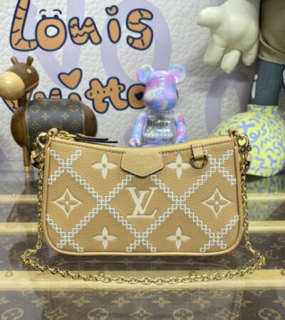 Replica Louis Vuitton Easy Pouch Apricot - Best Fake Designer Bags