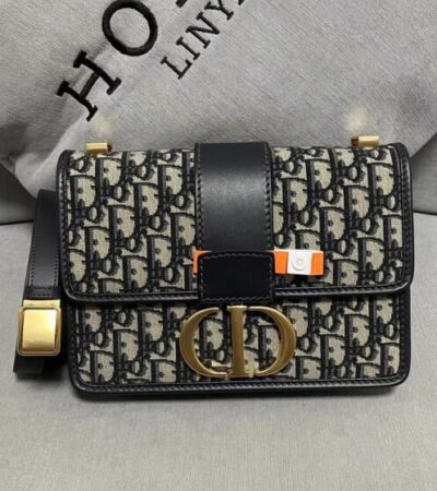 Replica Dior 30 Montaigne  Oblique Jacquard - Best Fake Designer Bags