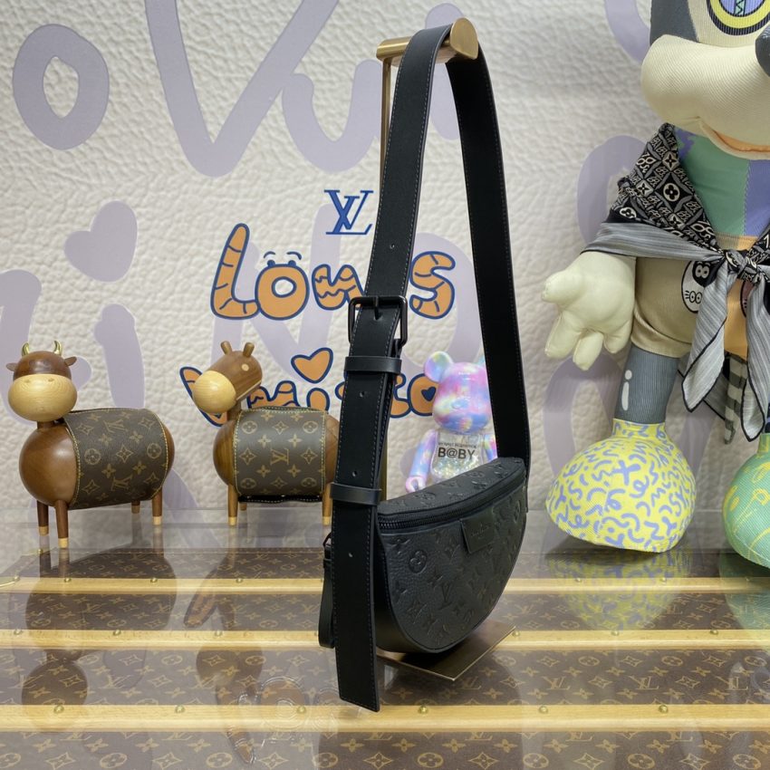 Replica Louis Vuitton Moon Crossbody Full Black - high-end fake designer purse