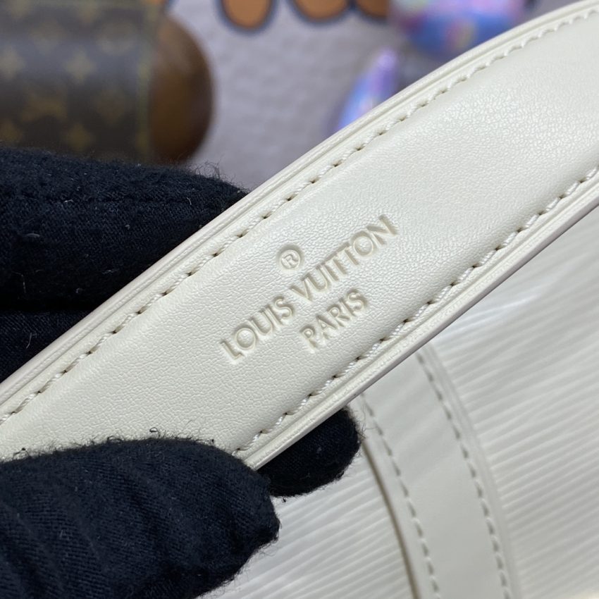 Replica Louis Vuitton Saumur White - ultra-realistic fake designer tote