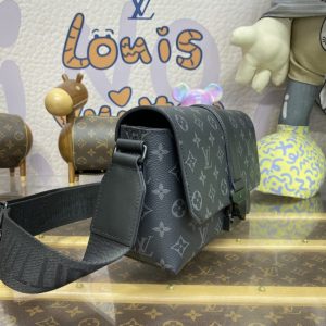 Replica Louis Vuitton S-Cape Messenger Black - top-tier luxury replica shoulder bag