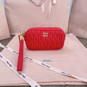 Replica Miu Miu Clutch Red - Best Fake Designer Bags