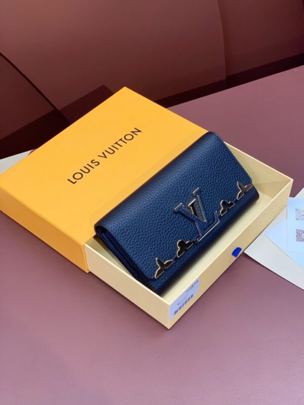 Replica Louis Vuitton Capucines Long Dark Blue 3 Replica Louis Vuitton Capucines Long Dark Blue - high-end fake designer purse
