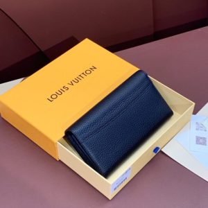 Replica Louis Vuitton Capucines Long Dark Blue 2 Replica Louis Vuitton Capucines Long Dark Blue - best quality luxury bag dupe