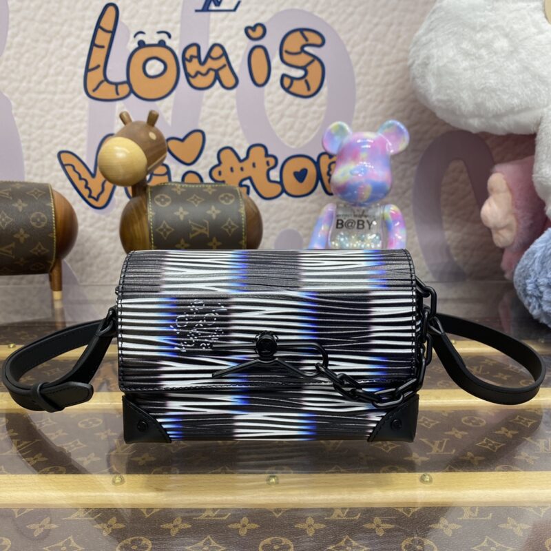 Replica Louis Vuitton Steamer Wearable Wallet II - premium-grade designer purse dupe