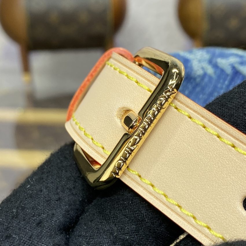 Replica Louis Vuitton Hills Pochette 5 Replica Louis Vuitton Hills Pochette - high-quality designer bag clone