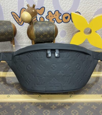 Replica Louis Vuitton Bumbag Discovery Black Canvas - Best Fake Designer Bags