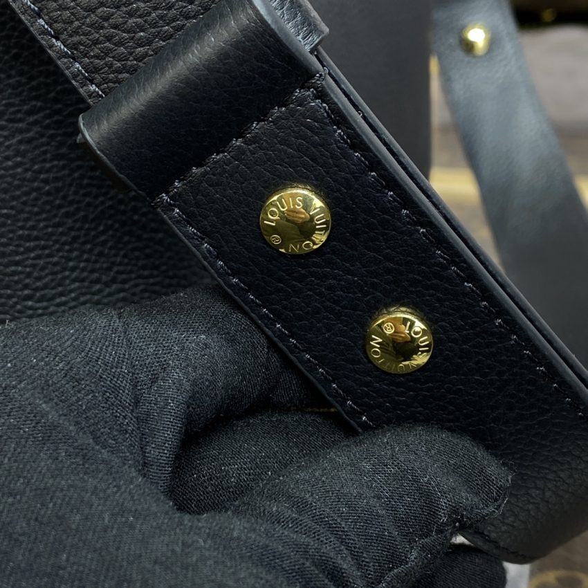 Replica Louis Vuitton Lock and Walk Black 2 Replica Louis Vuitton Lock and Walk Black - realistic designer-inspired fake bag