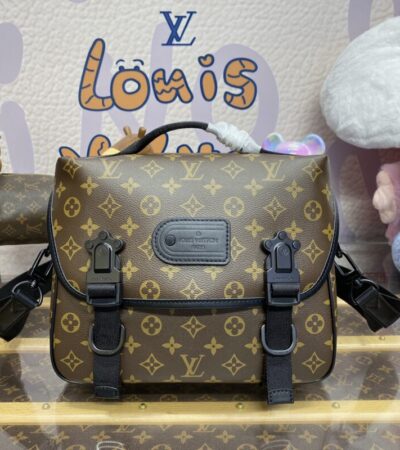 Replica Louis Vuitton Trail Messenger Bag - Best Fake Designer Bags