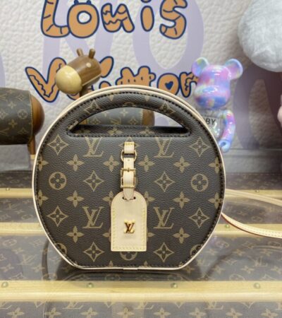 Replica Louis Vuitton Around Me - Best Fake Designer Bags