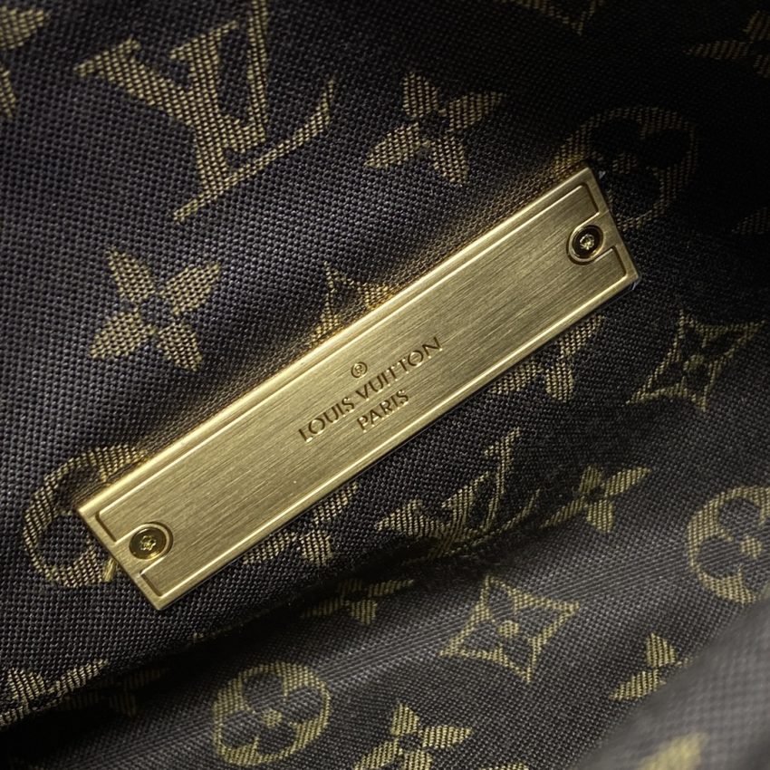 Replica Louis Vuitton Dauphine MM White - high-quality designer bag clone