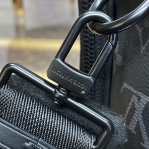 Replica Louis Vuitton Alpha Messenger Black Canvas 7 Replica Louis Vuitton Alpha Messenger Black Canvas - high-accuracy replica luxury purse