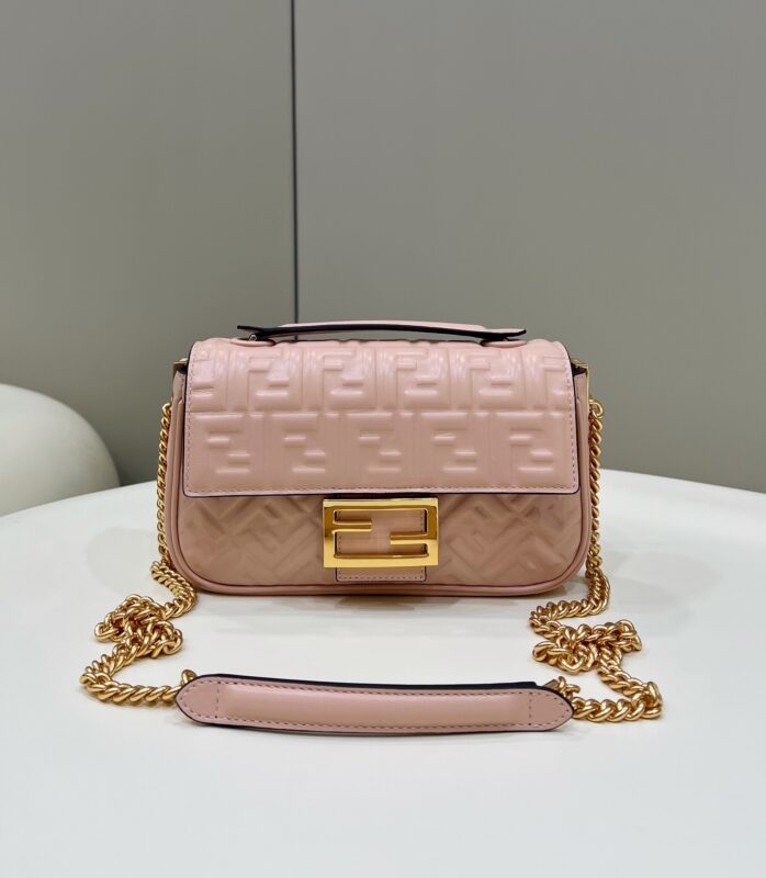 Replica Fendi Baguette  Sliding Chain Pink - Best Fake Designer Bags