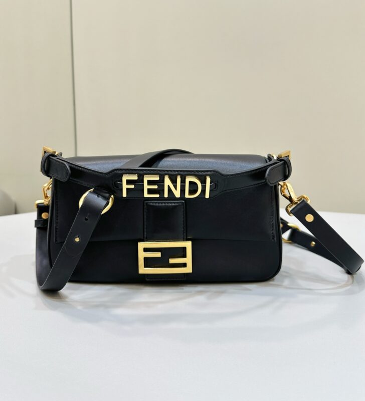 Replica Fendi Baguette Full Leather Black - Best Fake Designer Bags