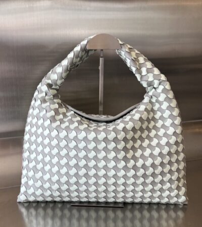 Replica Bottega Veneta Hop Wave - Best Fake Designer Bags