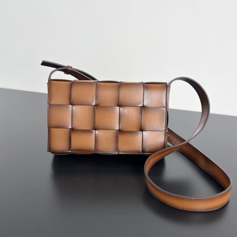 Replica Bottega Veneta Cassette 2.0 Brown - Best Fake Designer Bags